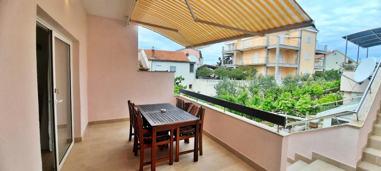 Marija Apartment Betina  Bagian luar foto